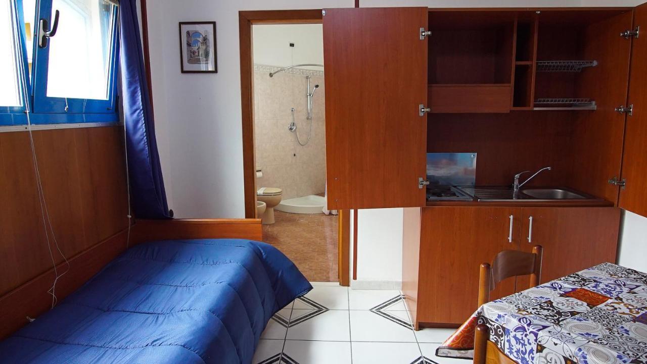 Baia Di Naxos Apart otel Giardini Naxos Dış mekan fotoğraf