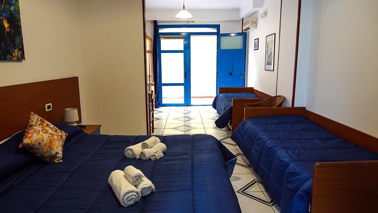 Baia Di Naxos Apart otel Giardini Naxos Dış mekan fotoğraf