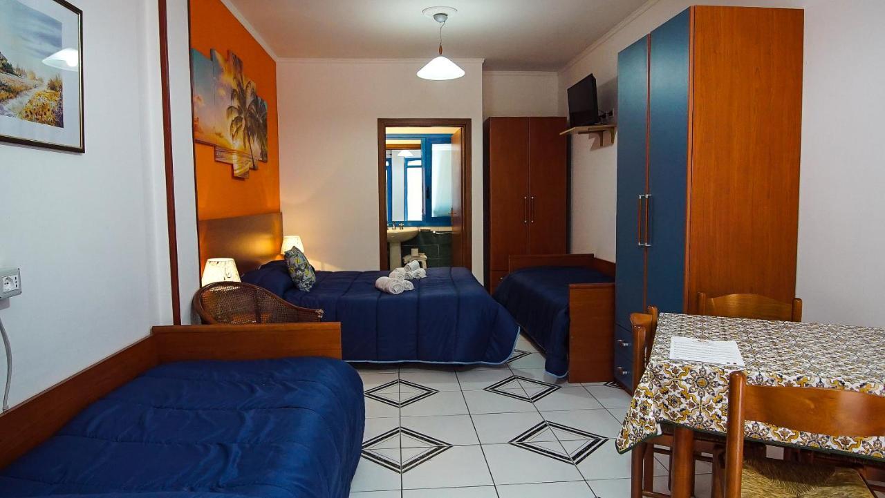 Baia Di Naxos Apart otel Giardini Naxos Dış mekan fotoğraf