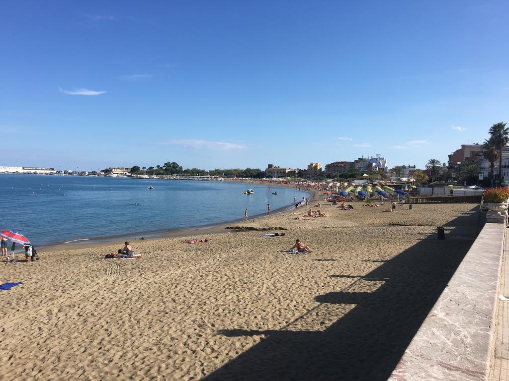 Baia Di Naxos Apart otel Giardini Naxos Dış mekan fotoğraf